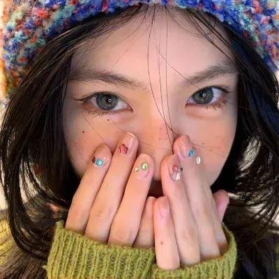 海边同行四人与彼此的心灵碰撞